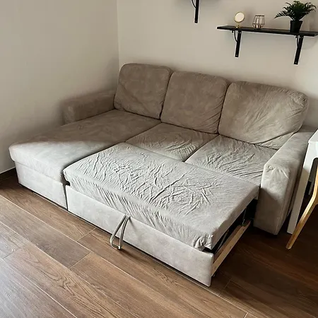 - 1 Bedroom شقة ميلان