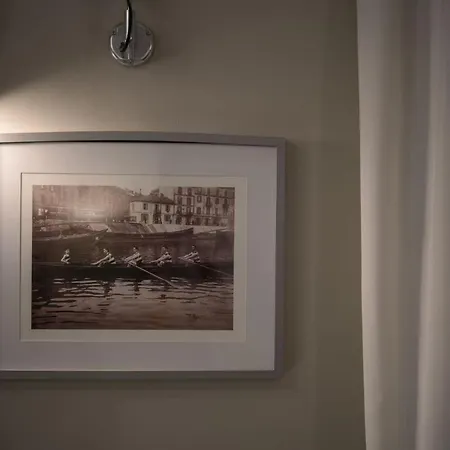 The Riverside Loft Apartment *