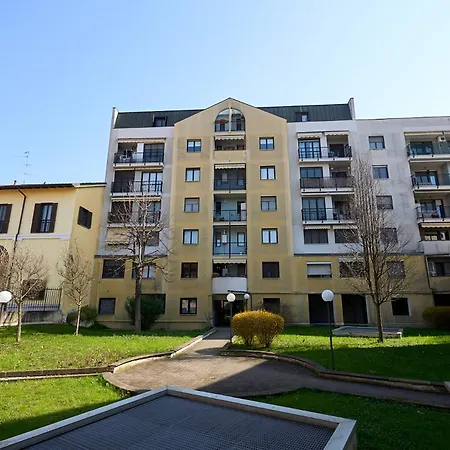 Humanitas House - 20 Minutes From Duomo - Navigli *