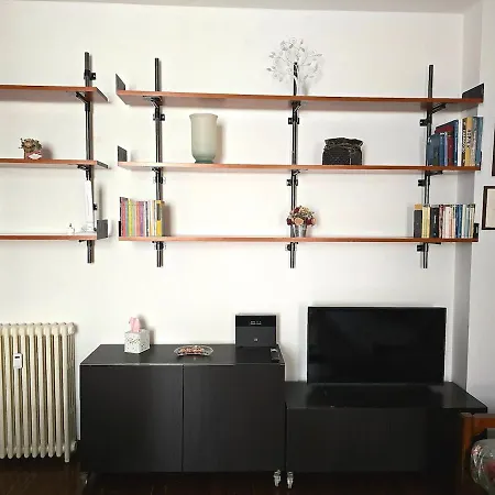 Pisano B - Cozy Flat At Bolivar M4 Metro * Milaan