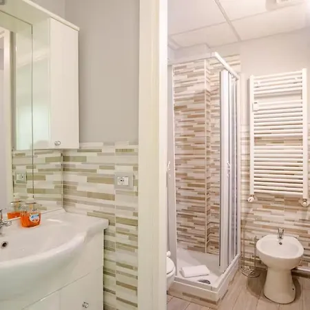 Modern Loft 8 Min From Duomo شقة ميلان