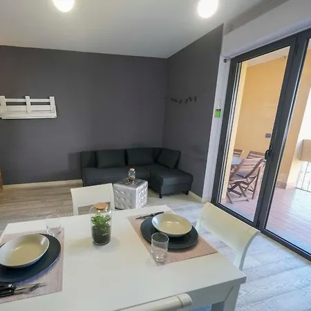 House Lancetti With Terrace Apartment Milan