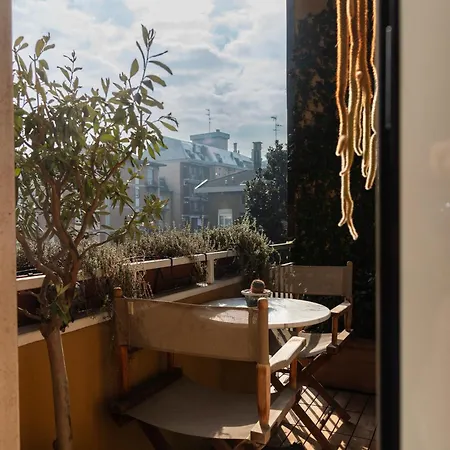 Youhosty - Keplero 10