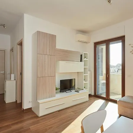 - 1 Bedroom شقة