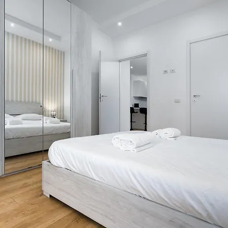 Ray 2 San Siro Apartment *