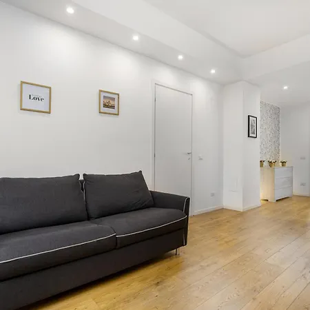 Ray 2 San Siro Apartment
