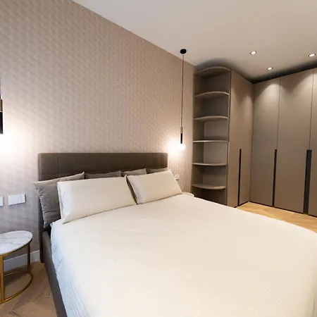 Daire Palazzo Fontana Duomo View Golden House Milano