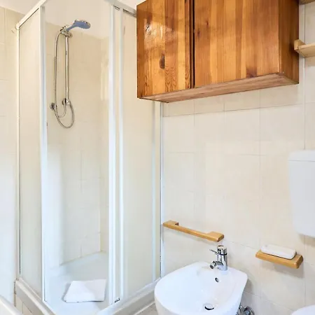 Apartment Garibaldi 20 Milan