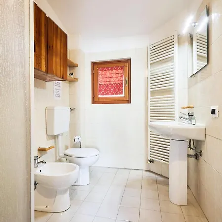 Garibaldi 20 Apartment