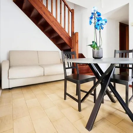 Apartment Garibaldi 20 Milan