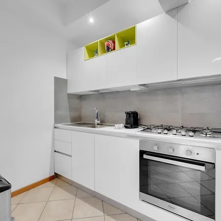 Pran27 -crescenzago - - Large - Bright - * ميلان