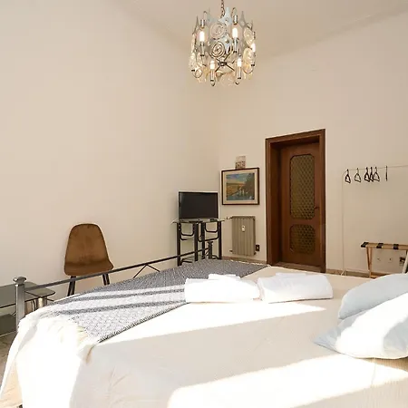 Vintage House - 2 Minutes Walk From Station Apartmán Milán