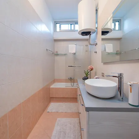 I Host - Falck 53 Apartment Mailand