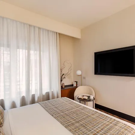 Lumera - Brera Milano