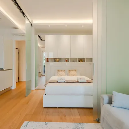 Easytopstay - Garibaldi Urban Nest