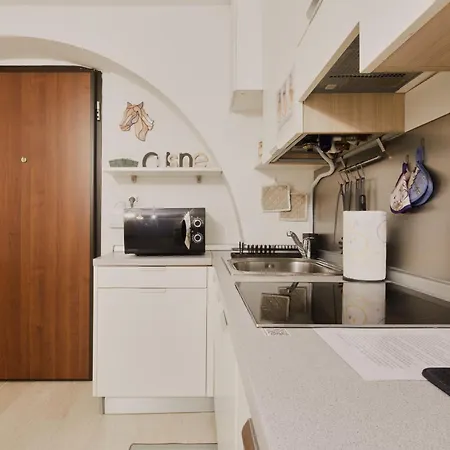 Charme House Navigli *