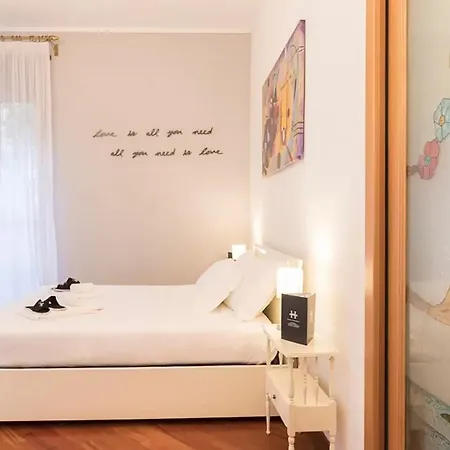 Classbnb - 400 Meters From Duomo Apartament