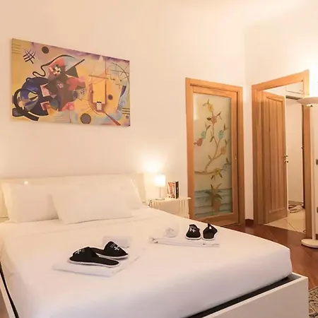 Classbnb - 400 Meters From Duomo Apartament