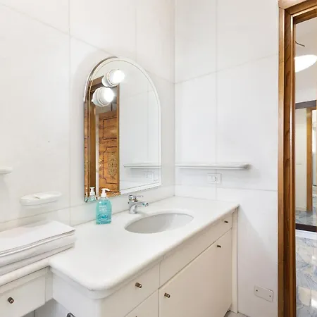 Allianz House - Panoramic San Siro Cozy House Apartmán