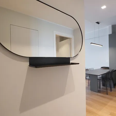 Appartement Splendida Vista Sul Parco - 2 E 2 Bagni Milaan