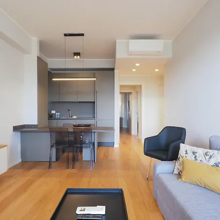 Splendida Vista Sul Parco - 2 E 2 Bagni Appartement *