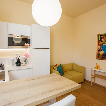 Exclusive Apartment *