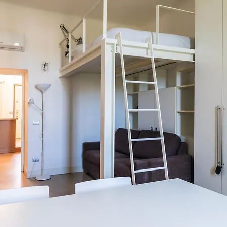 Apartment Youhosty - Navigli View *