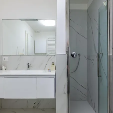 Appartamento Elegante Nel Cuore Di Paolo Sarpi