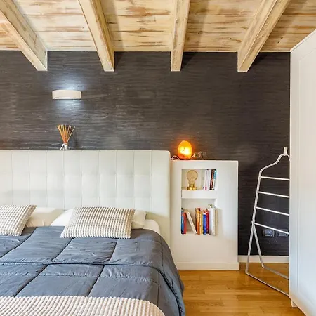 Unconventional Near Linate - Supreme Meme Loft Milaan