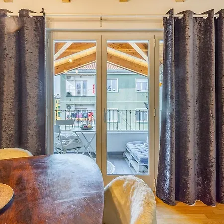 Apartament Unconventional Near Linate - Supreme Meme Loft Mediolan