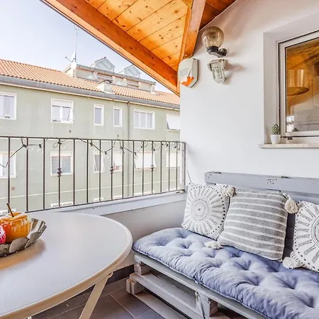 Unconventional Near Linate - Supreme Meme Loft Milaan