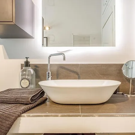 Unconventional Near Linate - Supreme Meme Loft * Milaan