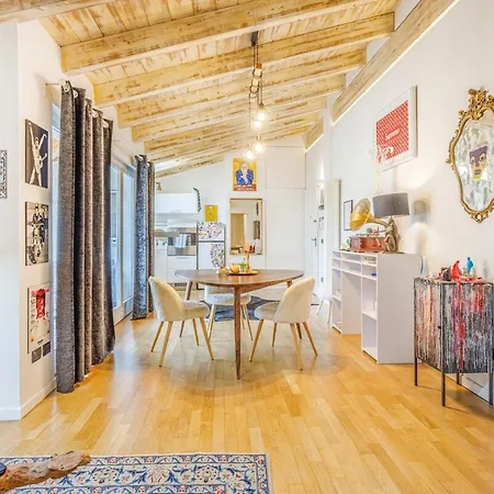 Unconventional Near Linate - Supreme Meme Loft Mediolan