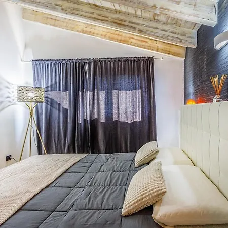 Unconventional Near Linate - Supreme Meme Loft Mediolan