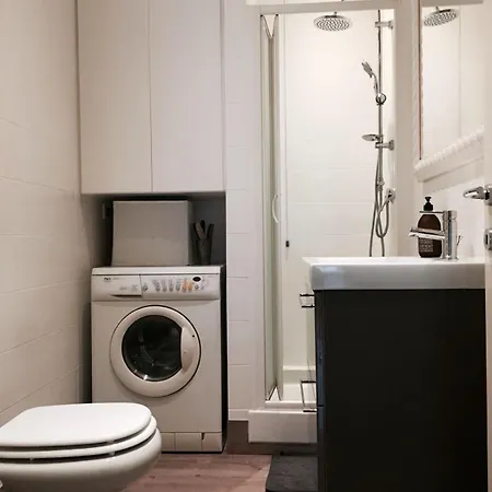 Spacious Design Flat In The Heart Of Isola Apartamento *