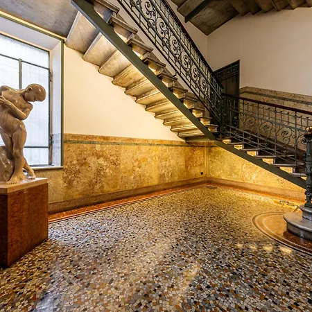 Luxury, Modern&charming Near Station Milan