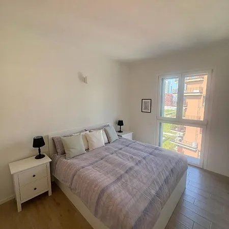 Panorama - Luminous With Private Garage * Milan