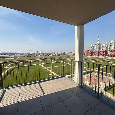 Panorama - Luminous With Private Garage Milan
