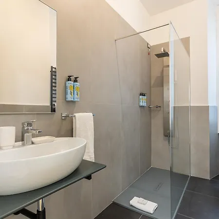 Beplace In De Amicis Апартаменты *