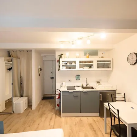 Elegante Loft In Porta Romana Διαμέρισμα