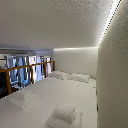 Lägenhet Porta Romana Chic Nest - Monolocale Moderno Nel Cuore Di