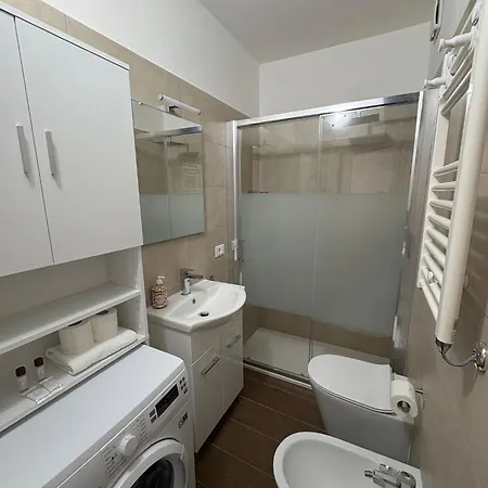 Porta Romana Chic Nest - Monolocale Moderno Nel Cuore Di Апартаменты *