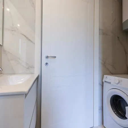 Youhosty - Gioia Tower View ميلان