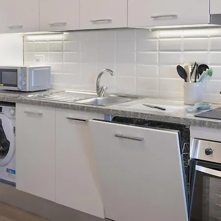 Laru - 8 Minutes From The Duomo Daire Milano