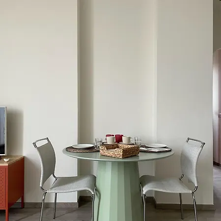 Apartment Bright With View *
