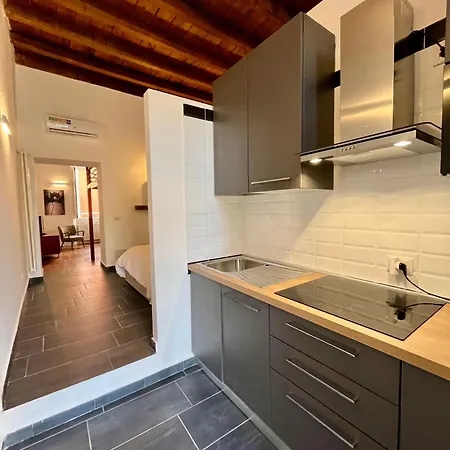 Chinatown House - Sempione Park Apartmán *