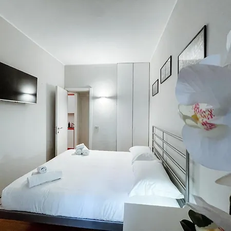 Apartment Archimede73, Citycenter Milan