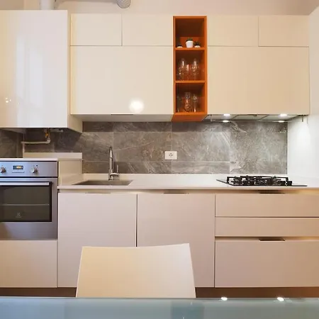 Apartment Cozy Two-bedroom In Citta Studi Area *