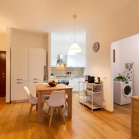 Ronchetto Navigli Apartment *
