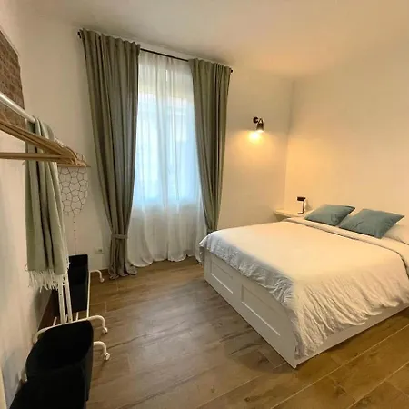 De Conti Appartamento *